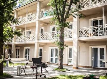 Фото Мини-отель Hotel Bristol г. Железный Порт 1