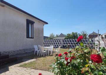 Фото номера Дом с 2 спальнями Дома для отпуска Уютный дом на море Cozy house on the sea г. Железный Порт 8
