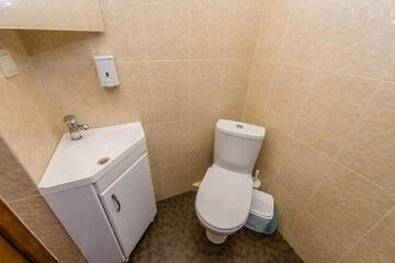 Фото номера Стандартный трехместный номер Курортные отели Пегас г. Железный Порт 2